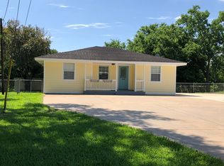 526 County Road 730, Liverpool, TX 77577
