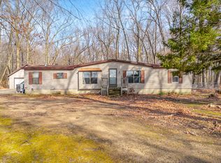 32274 20th Ave, Gobles, MI 49055