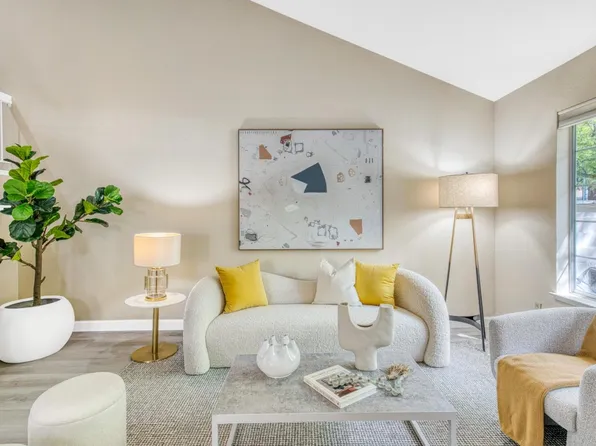 7387 Stonedale Dr, Pleasanton, CA 94588