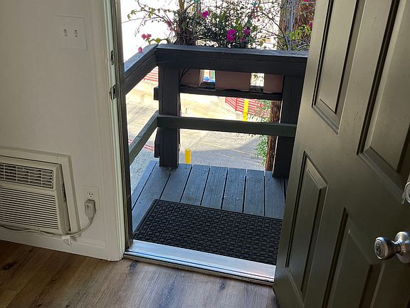 3rd image of 3836 Park Pl #D