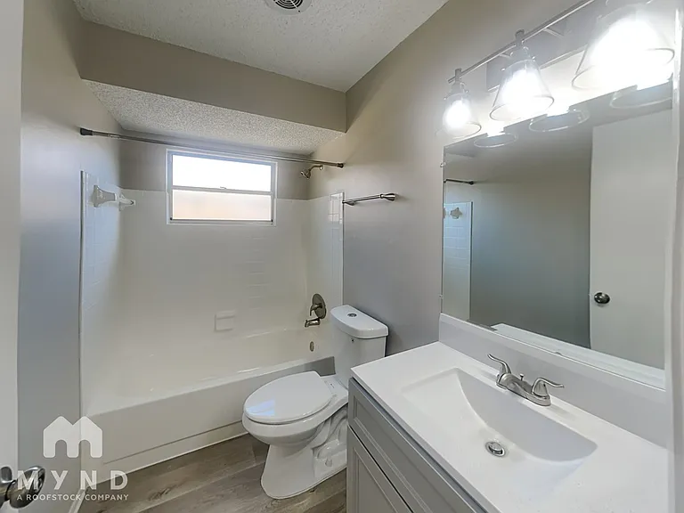 10195 Heathcliff St — Photo 17