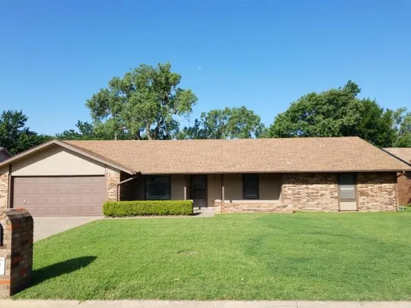 1414 Quail Creek Dr, Enid, OK 73703