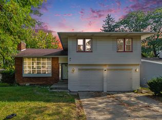 4101 Greenbrook Ln, Flint, MI 48507