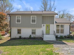 6914 Idlewild Rd, Charlotte, NC 28212