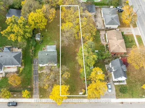 383 Kenmore Pl, London, ON N5Y 1V3