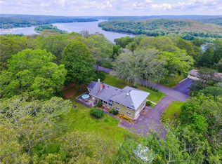 33 Lobb Ln, Deep River, CT 06417