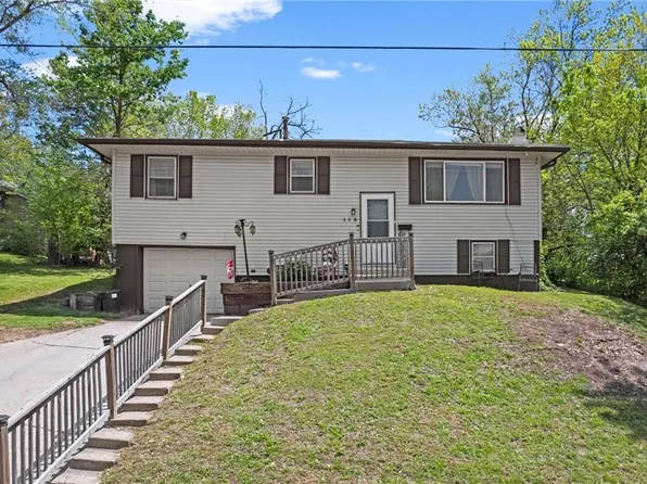 115 Collette St, Excelsior Springs, MO 64024