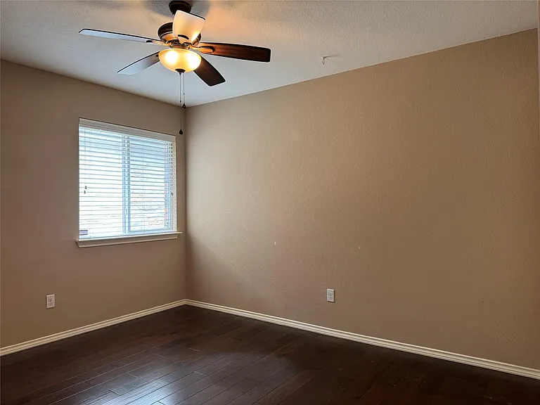 11217 McKinney Spring Dr — Photo 16