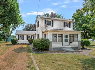 306 S Pine St, Pana, IL 62557