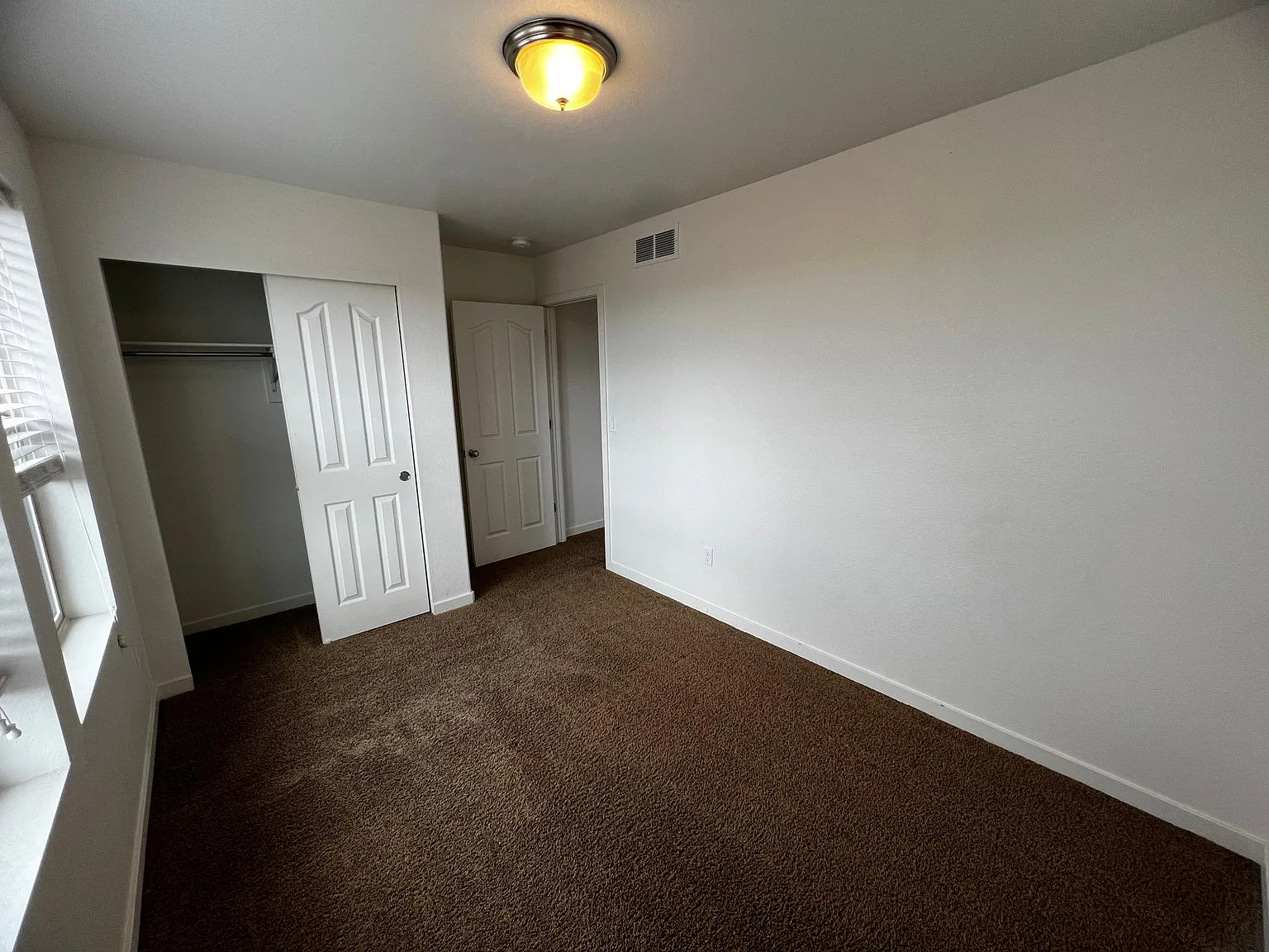 4458 Elegant St — Photo 2