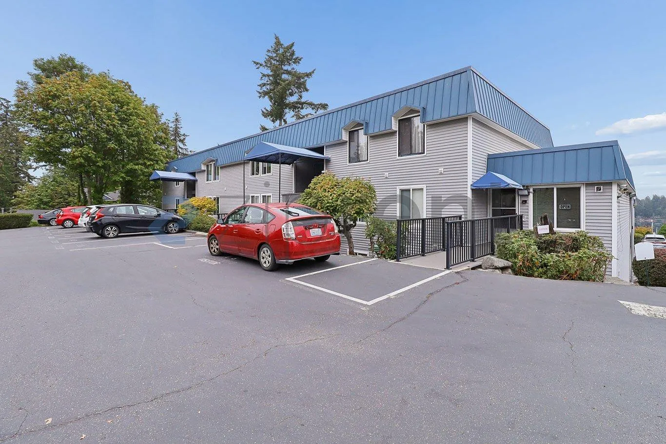 2 bed, 965 sqft, $2,000 — Photo 1