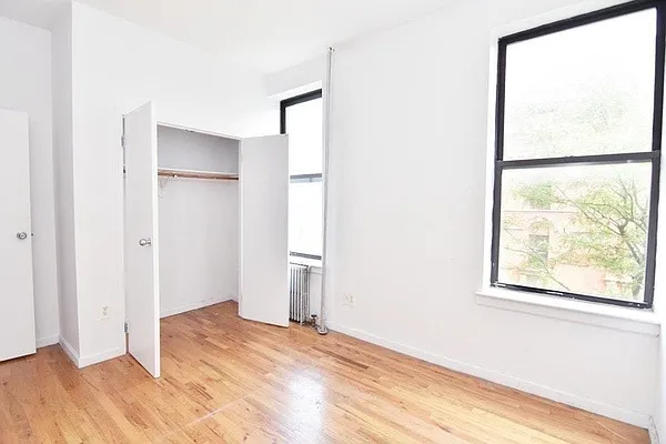 Rented by Bold New York | media 11