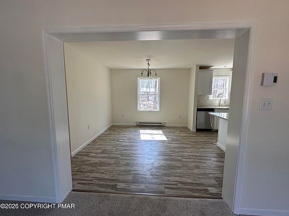 5th image of 1726 Rolling Hills Dr