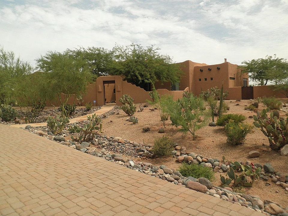  Paved Drive