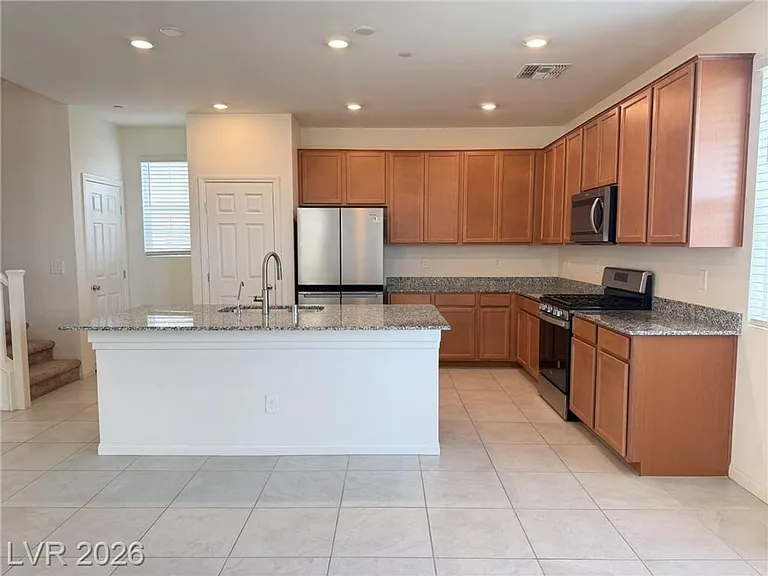 2321 Teatro Ave — Photo 3