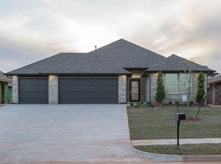 2133 Santa Monica St, Edmond, OK 73034