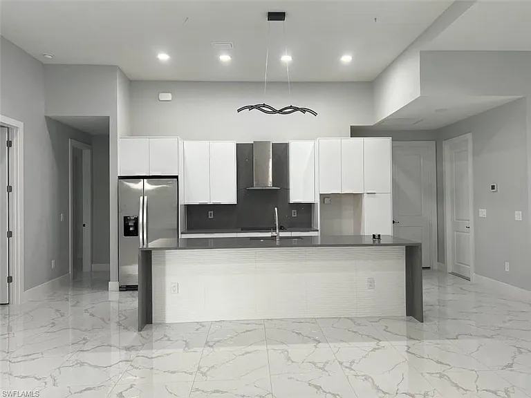 2218 Embers Pkwy W — Photo 16