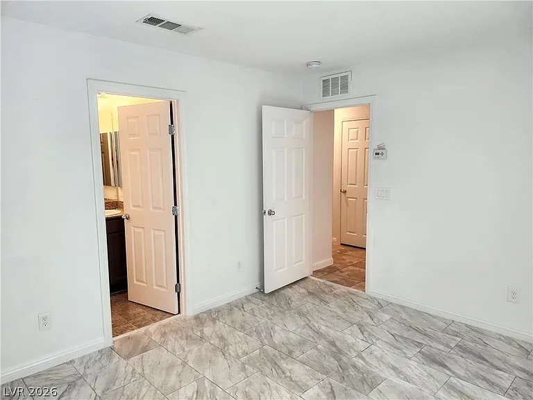 4547 Pencester St — Photo 19