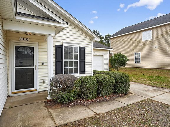 4th image of 200 Kingston Trace Rd