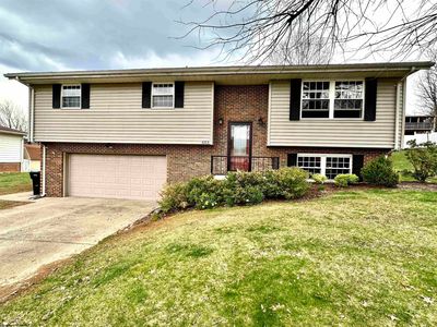 603 Hickory Ln, Bridgeport, WV, 26330