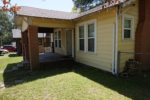 1621 Linden Ave Photo 1