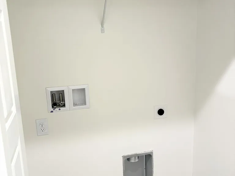 220 Briggs St #1 — Photo 32