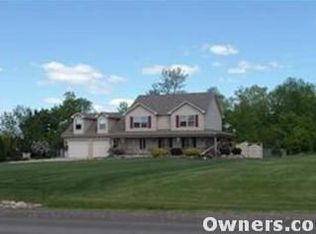 11089 Jennings Rd, Fenton, MI 48430