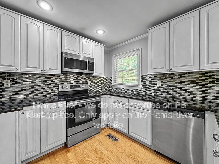 610 Hopkins Rd — Photo 6