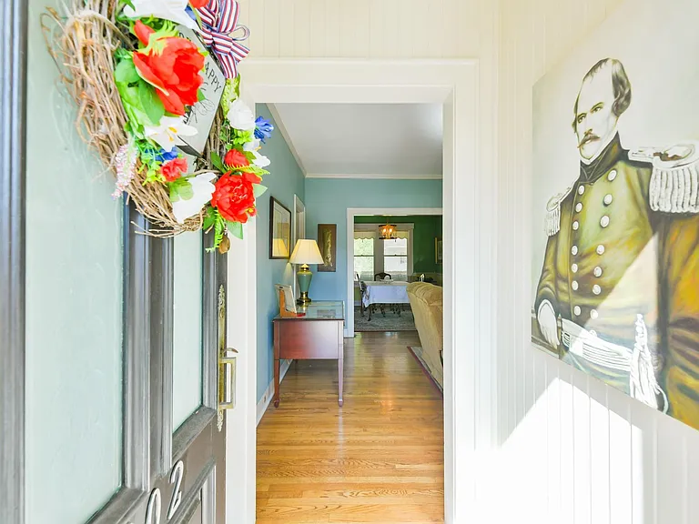 802 S Day St — Photo 12