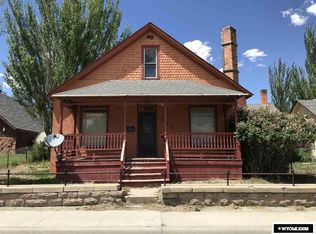 313 W Spruce St, Rawlins, WY 82301