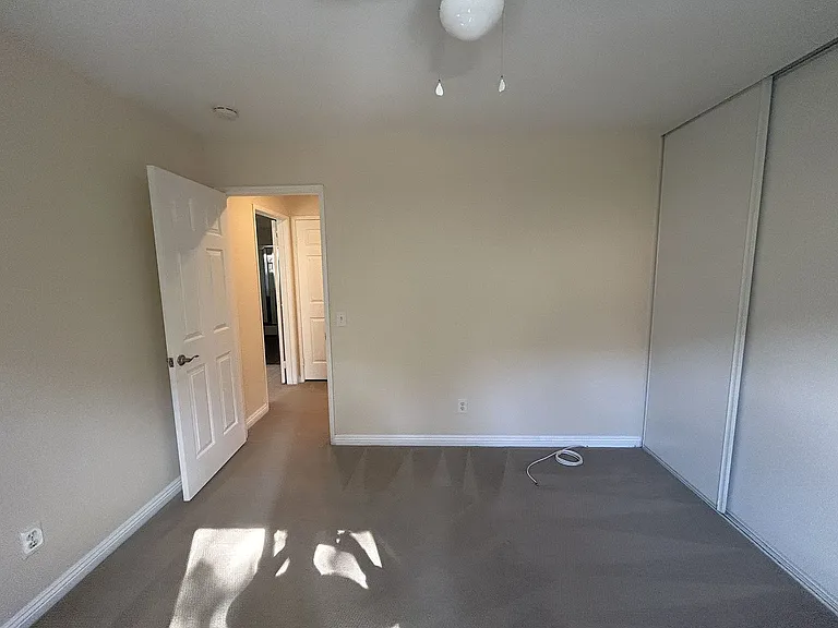 16391 Misty Hill Dr — Photo 26