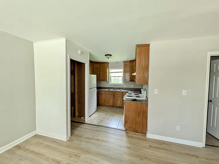 156-A Dudley Ln. - A-4 — Photo 5