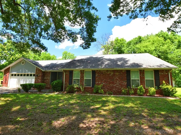 1430 Williams St, Fort Gibson, OK 74434