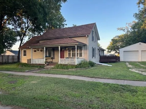 416 N Lincoln St, Bennington, KS 67422