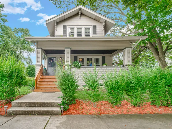 308 N Greenwich St, Valparaiso, IN 46383