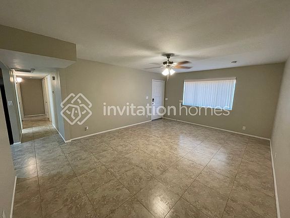 2nd image of 218 W Jasmine St