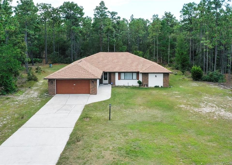 1st image of 4690 W Horseshoe Dr