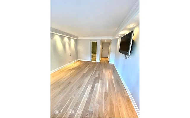 Sold by Douglas Elliman | media 17