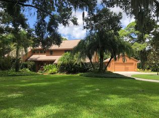 7241 Firethorne Dr, Sarasota, FL 34240
