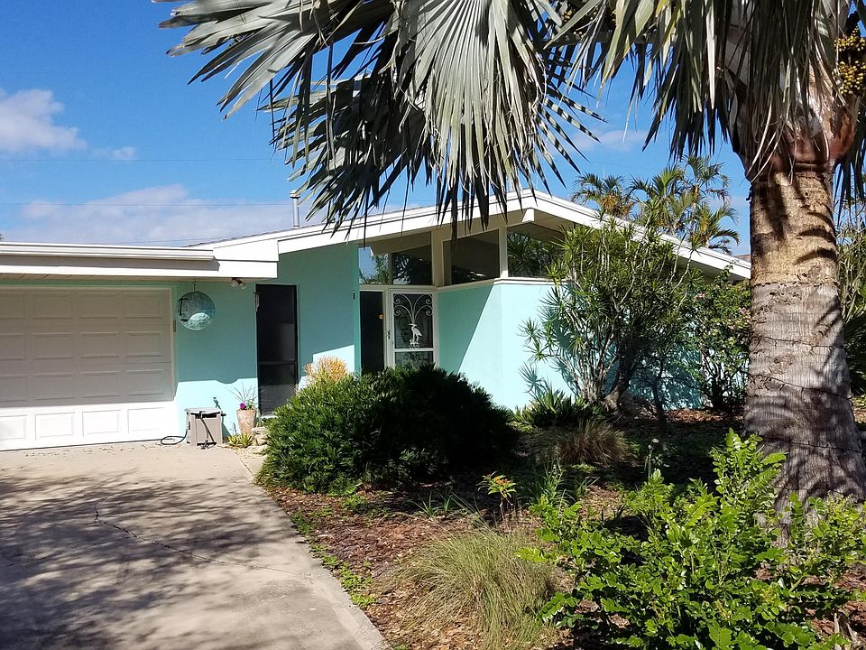 1st image of 273 Curacau Dr
