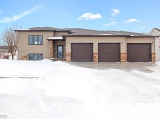 4278 54th St S, Fargo, ND 58104