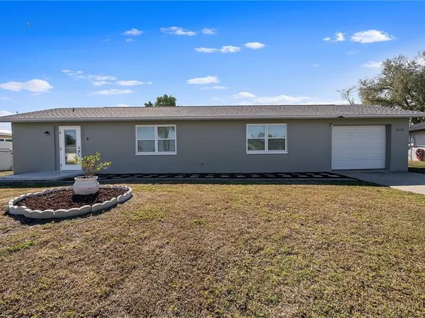 922 SE 27th TER, CAPE CORAL, FL 33904