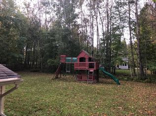 413 Shorewood Dr, International Falls, MN 56649