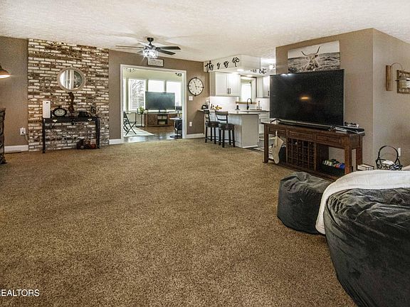 2nd image of 312 James Dr