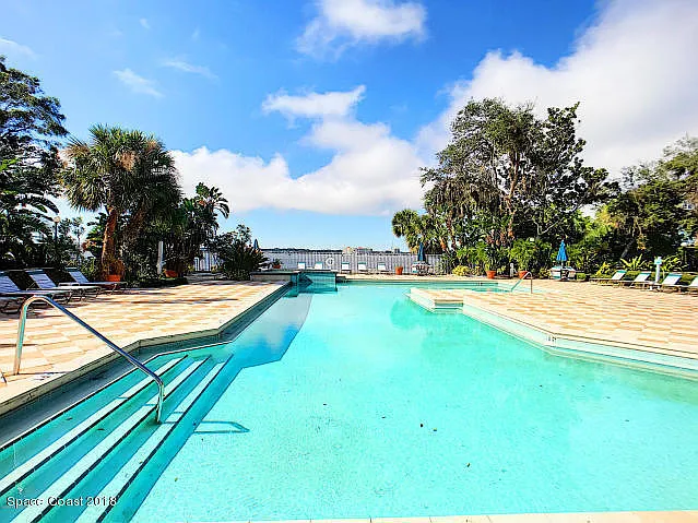 1 bed, 1.0 bath, 489 sqft, $1,195 — Photo 3