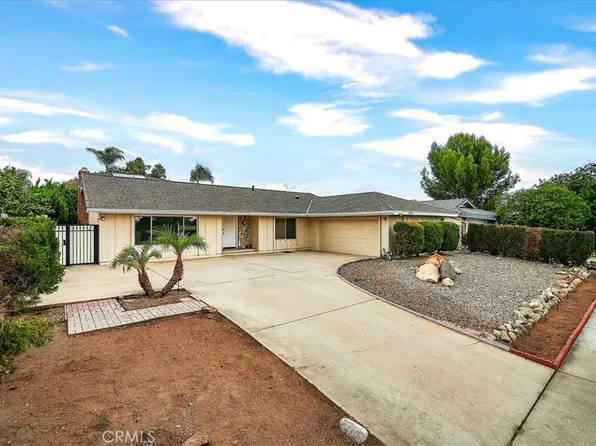 1319 W 13th St, Upland, CA 91786