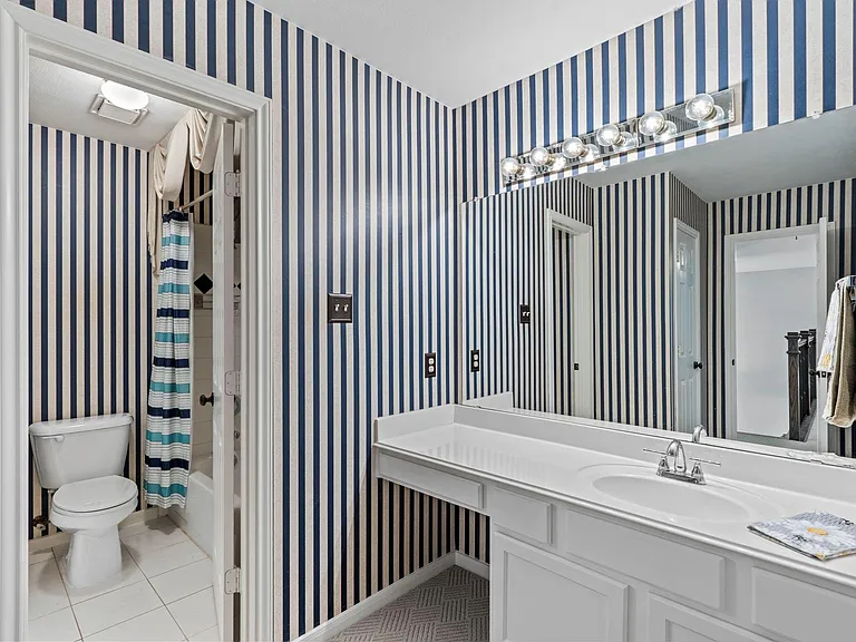 2210 Bay Haven Way — Photo 35