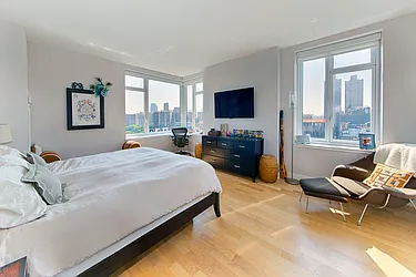 Rented by Isen & Company : Real Estate Advisors