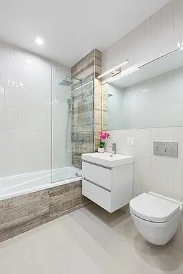 Sold by Compass | media 9