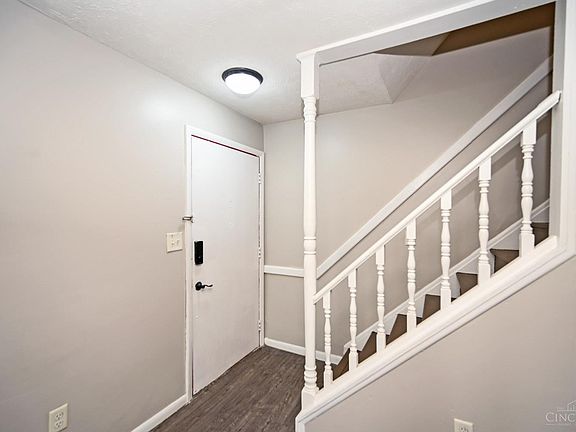 4th image of 7752 Montgomery Rd Unit 29